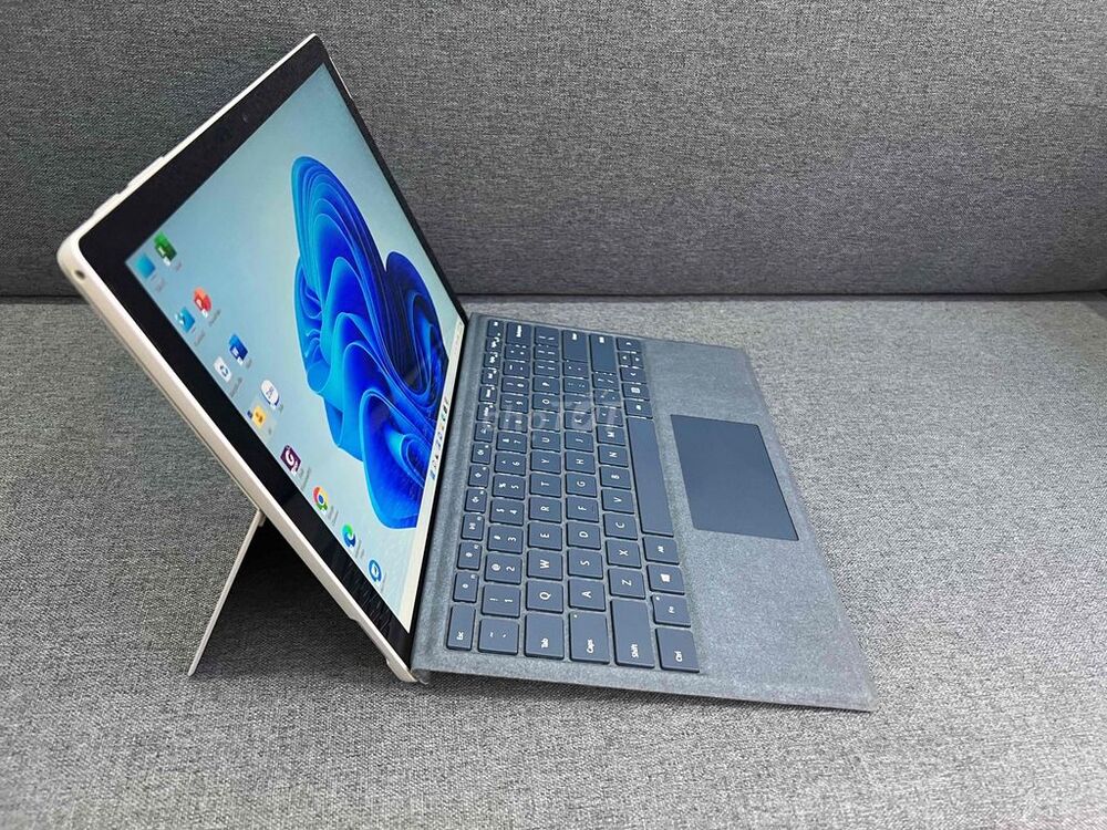 Surface Pro 7 Plus không phù hợp với ai?