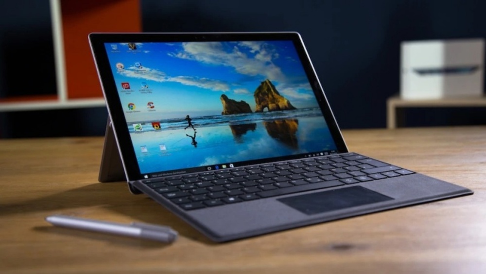  Surface Pro 5 không đi kèm Surface Pen ở trong hộp sản phẩm như trước